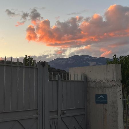 Stellas Guesthouse Near Arachova Stirion Bagian luar foto