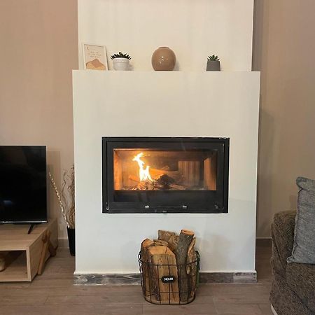 Stellas Guesthouse Near Arachova Stirion Bagian luar foto