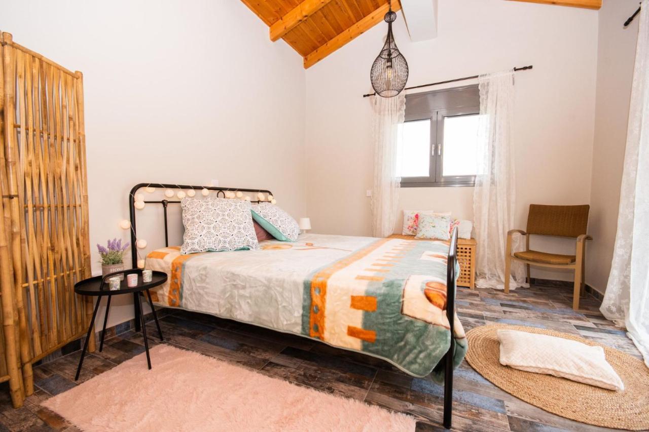 Stellas Guesthouse Near Arachova Stirion Bagian luar foto