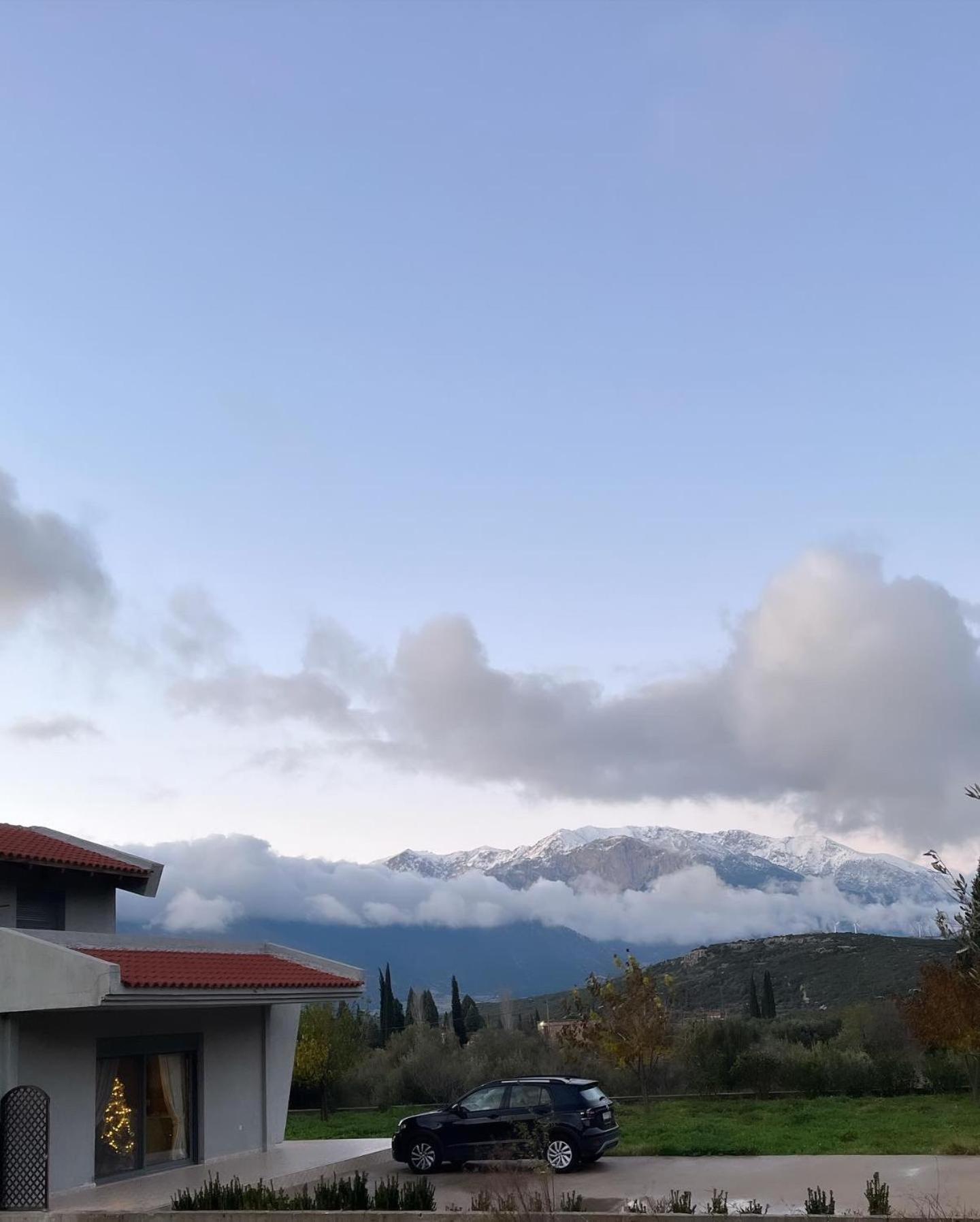 Stellas Guesthouse Near Arachova Stirion Bagian luar foto